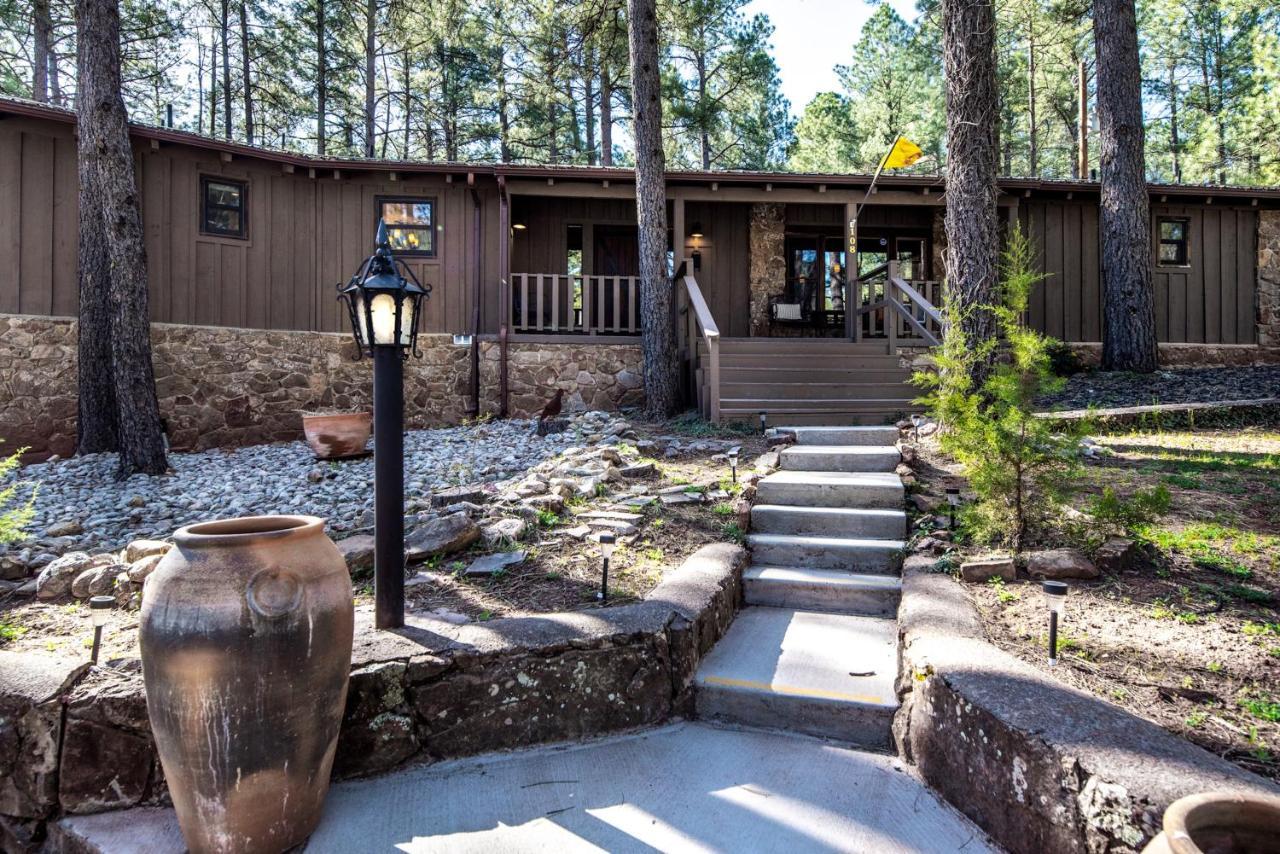 Rustic Pines Retreat Villa รุยโดโซ ภายนอก รูปภาพ