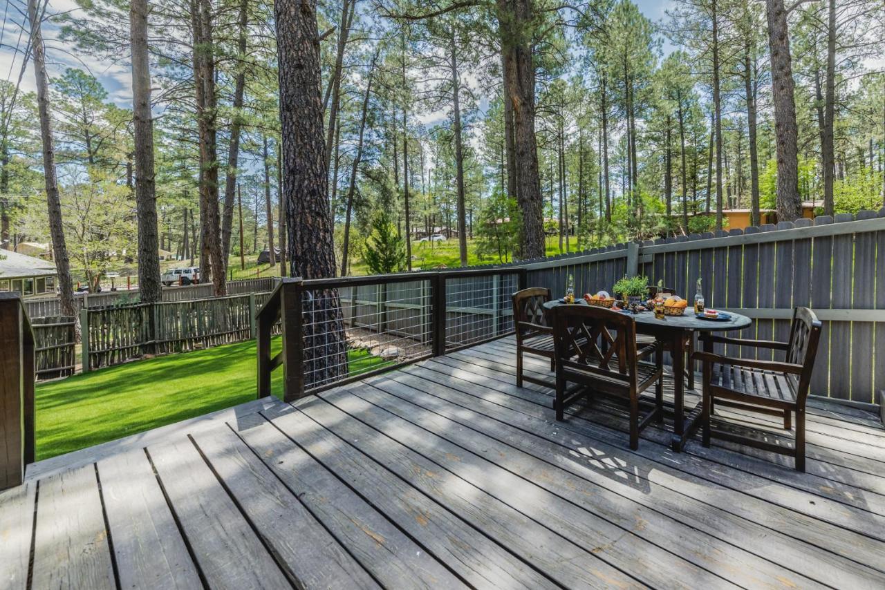 Rustic Pines Retreat Villa รุยโดโซ ภายนอก รูปภาพ